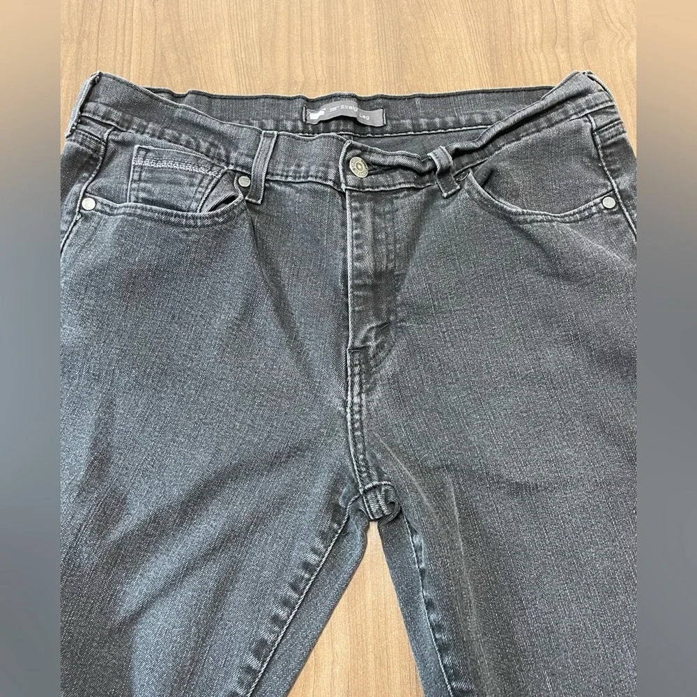 Women’s Faded Black Levi’s 505 Straight Leg Black Label size 14 Short